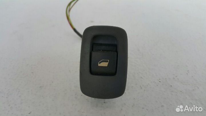 Кнопка стеклоподъемника задняя правая Citroen C5 2
