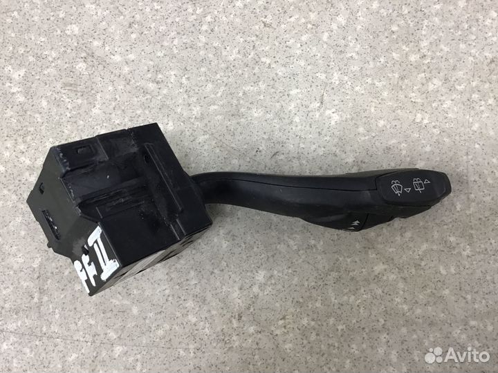 Переключатель стеклоочистителей Ford Focus III 201