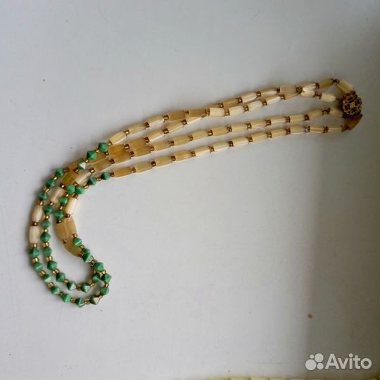 Бусы сатиновые. Винтаж. Чехословакия