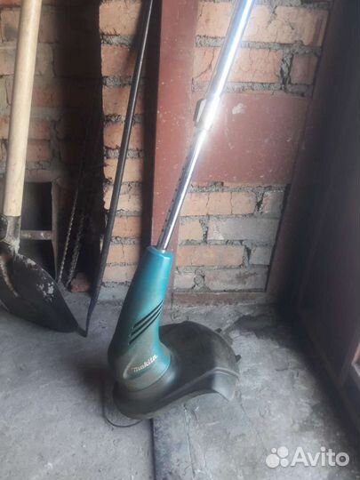 Газонокосилка электрическая makita