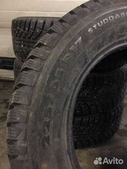 GT Radial Champiro IcePro 225/65 R17