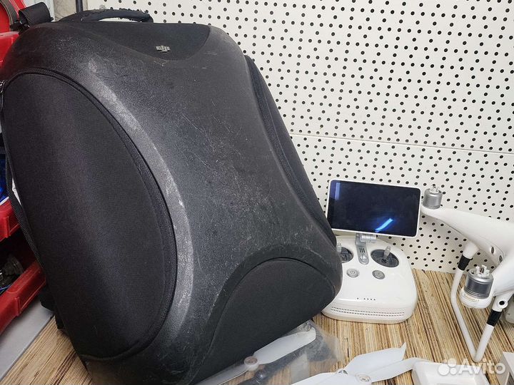 Квадрокоптер DJI phantom 4 pro v2