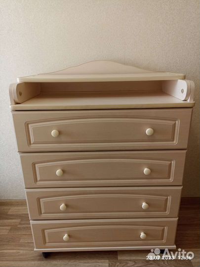 Пеленальный детский комод