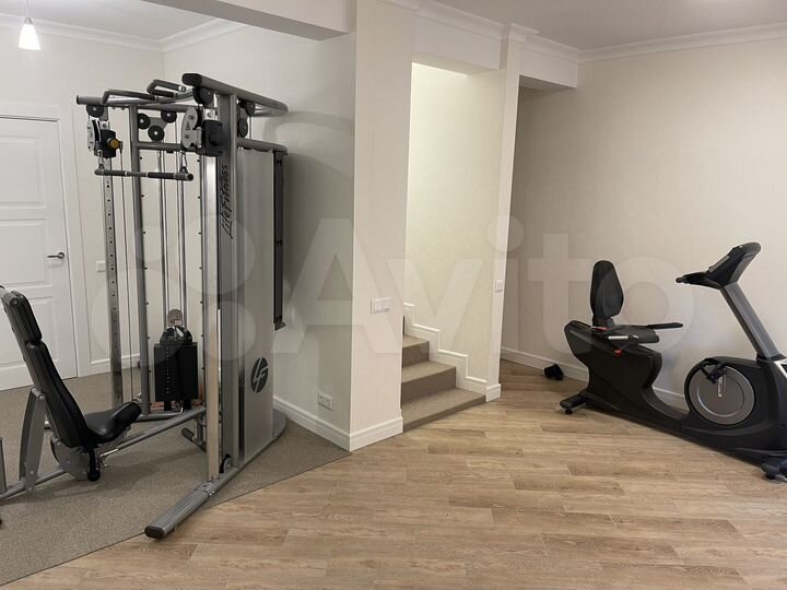 Дача 386 м² на участке 14,1 сот.