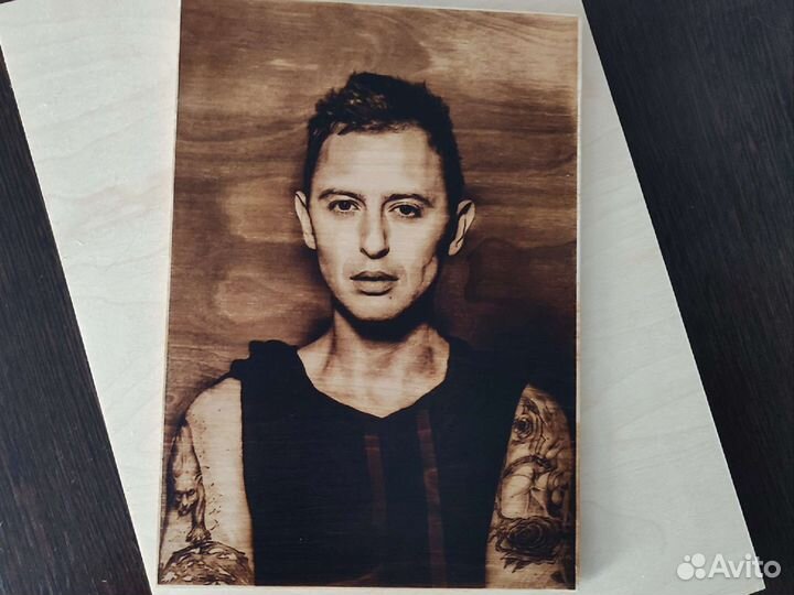 Выжигание портретов на дереве,постер