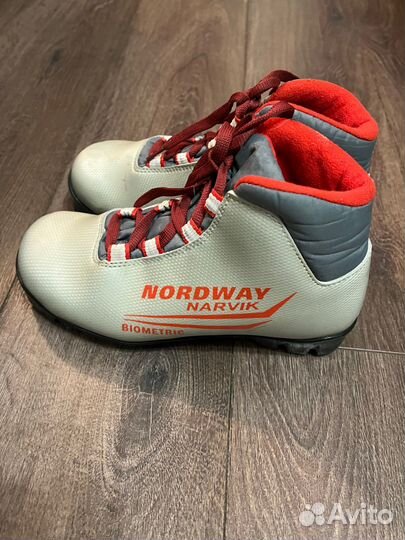 Лыжные ботинки детские 33