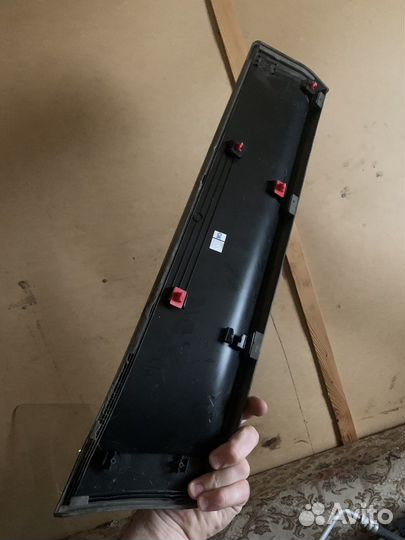 Накладка на дверь передняя правая 87724m0000 Creta