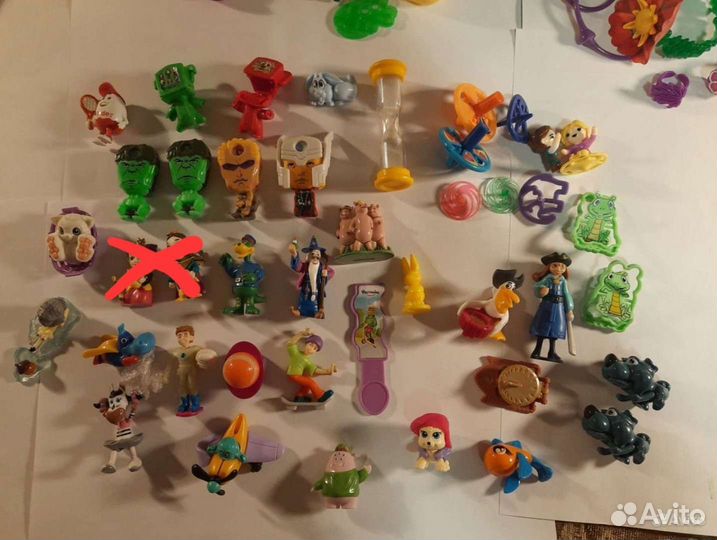 Игрушки из киндера и растишки (8 фотографий)