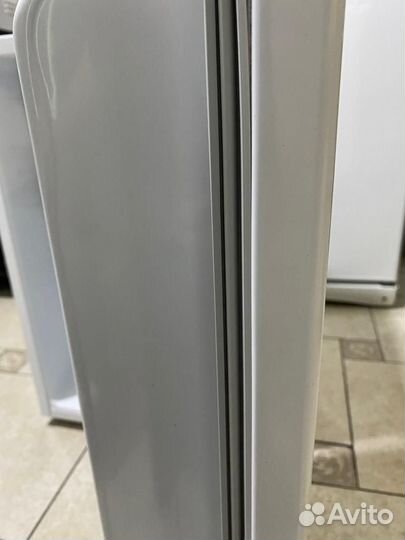 Холодильник новый