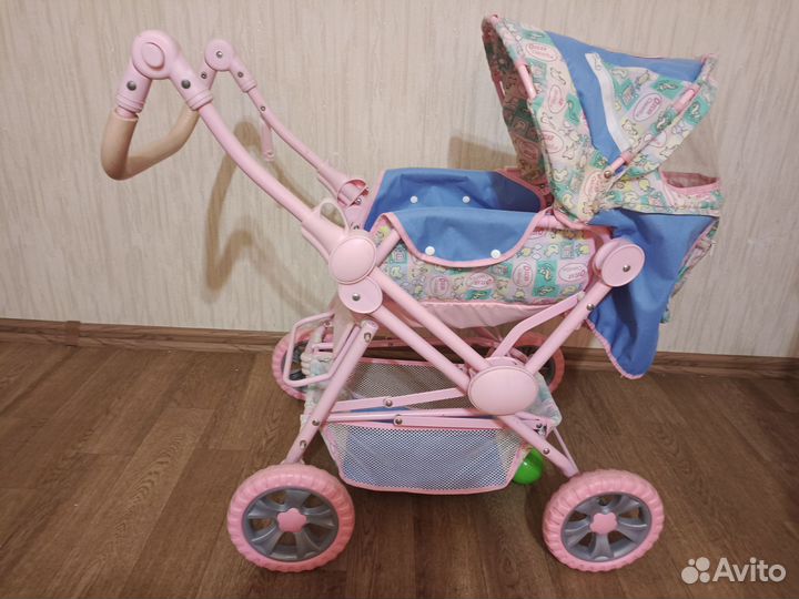 Кукольная коляска для куклы