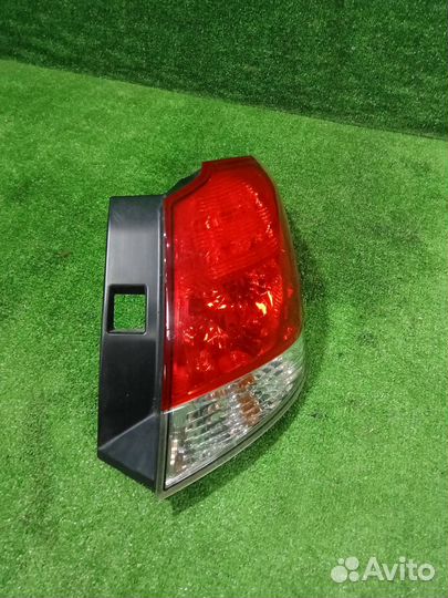Фонарь задний правый Subaru Legacy Outback BRF