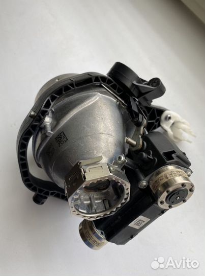 Линза в левую фару Mercedes W204, W163, W212