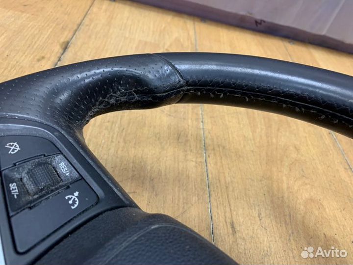 Руль Opel Insignia A20DTJ 2011