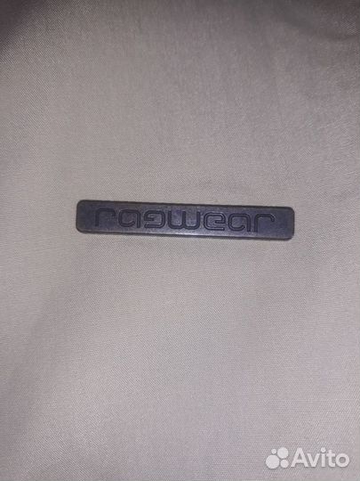 Ветровка новая