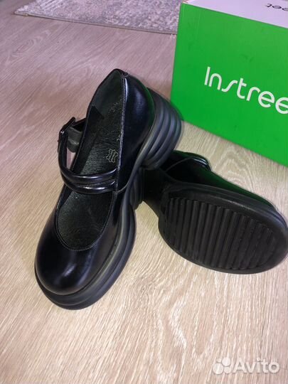 Туфли школьные женские 39 размер черные