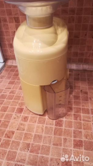 Соковыжималка binatone je-800