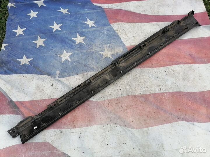 Накладка на порог левая Ford Explorer VI (2019—2024)