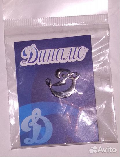 Нагрудный значок