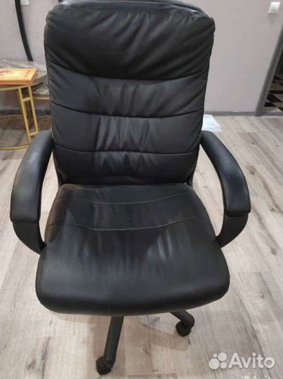 Компьютерное кресло