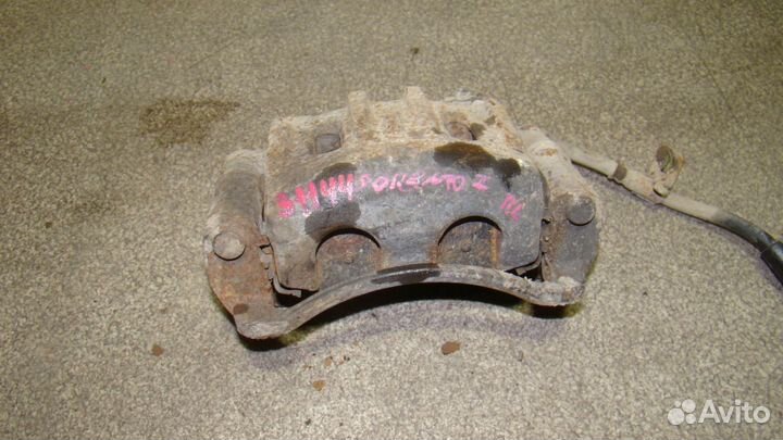 Суппорт П/Л Kia Sorento 1 (BL)