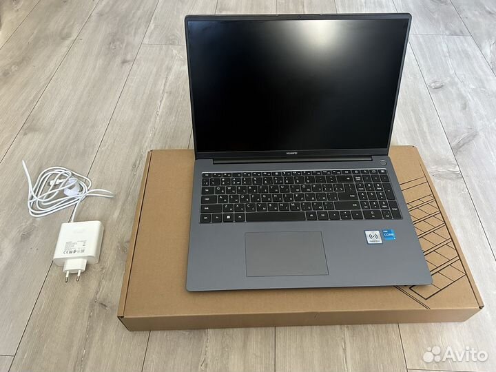 Huawei matebook d16 2024