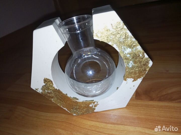 Ваза из гипса с колбой