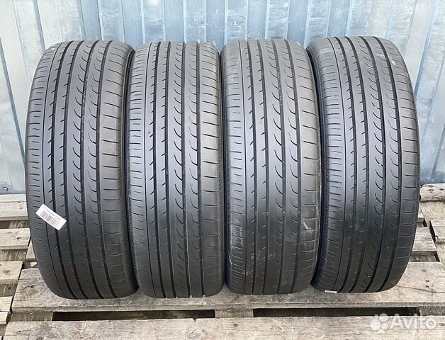 Yokohama BluEarth RV-02 225/40 R19 93W