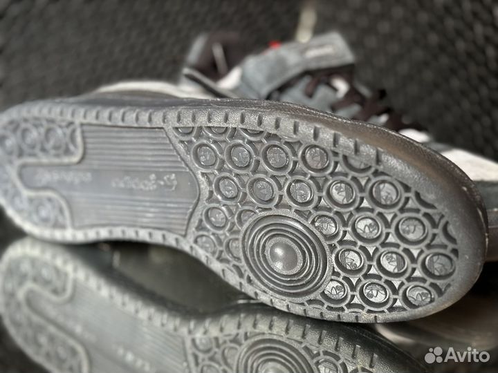 Кроссовки adidas forum