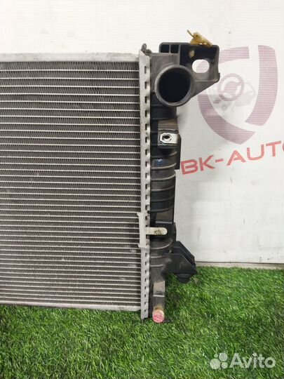 Радиатор охлаждения двс Lincoln Navigator 3 07г