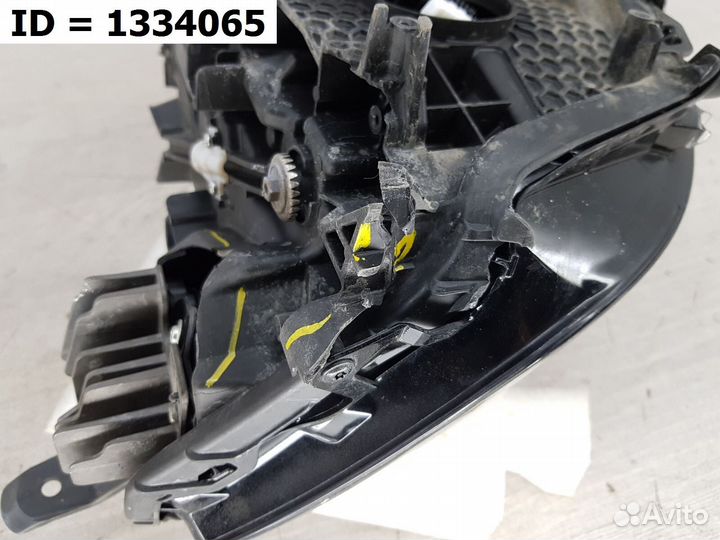 Фара левая Toyota Land Cruiser 300 2021-2022