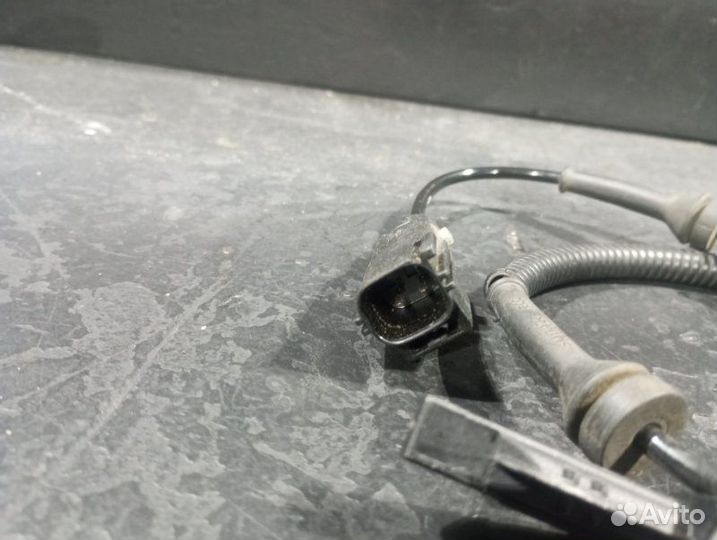 Датчик ABS задний Land Rover Range Rover Velar