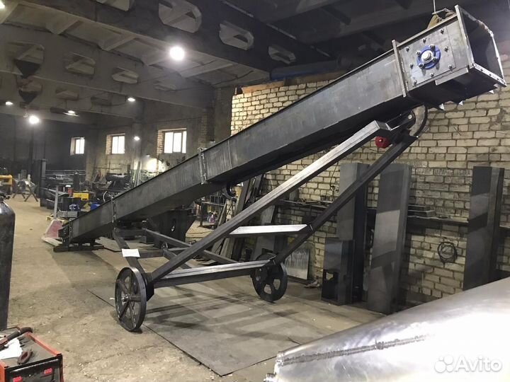 Ленточный транспортер для подачи или сортировки