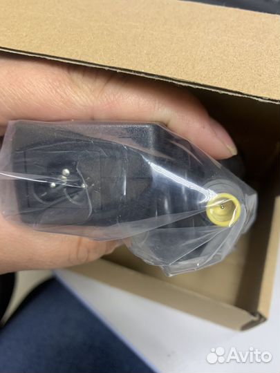 Зу для ноутбуков Lenovo 20V/3,25A разъем 7,9*5,5