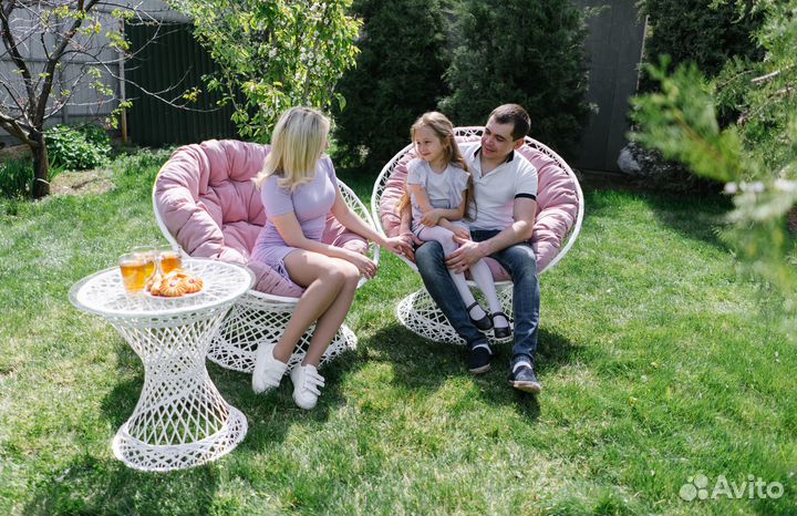 Плетеные столы, стулья, диваны, пуфы, кресла