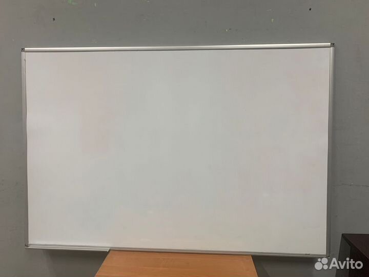 Магнитно маркерная доска