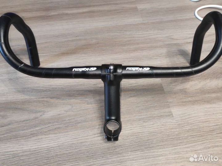 Руль шоссейный и вынос