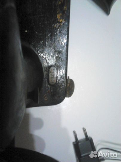 Швейная машинка. Viktoria Originals