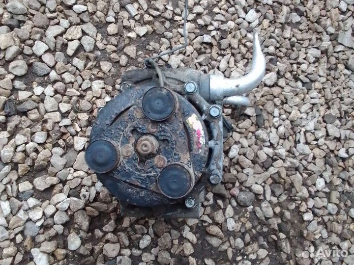 Компрессор кондиционера Mitsubishi Galant 8 (EC)