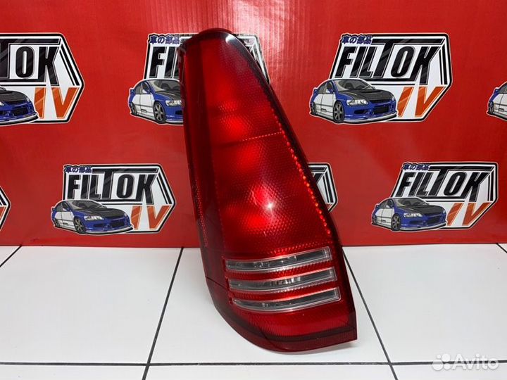 Стоп сигнал задний левый Nissan Serena PC24 SR20DE