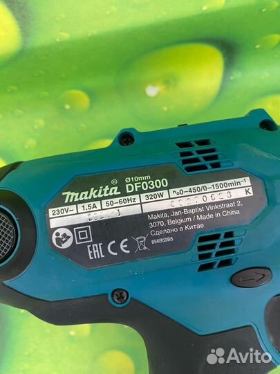 Дрель-шуруповерт Makita DF0300