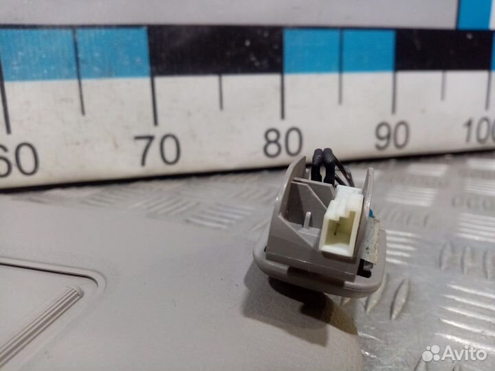 Б/У Козырек солнцезащитный правый#001