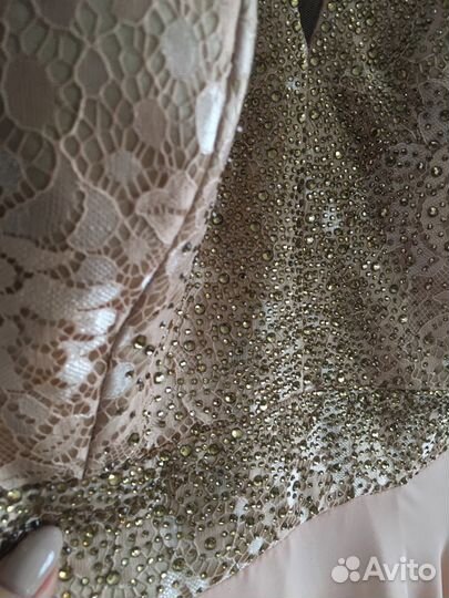 Платье вечернее