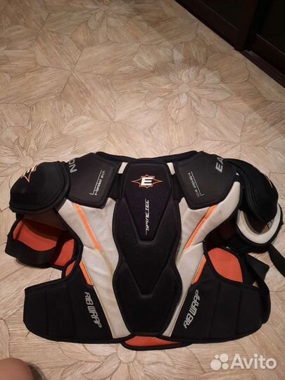 Нагрудник хоккейный взрослый