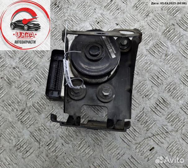 Блок ABS (Модуль абс) б/у Ford Galaxy (2000-2006) 7M3907379G