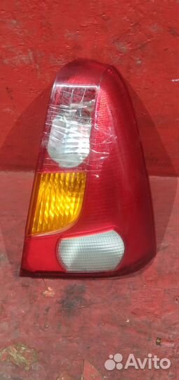 Рено логан фонарь задний правый с дефектом фаза 1