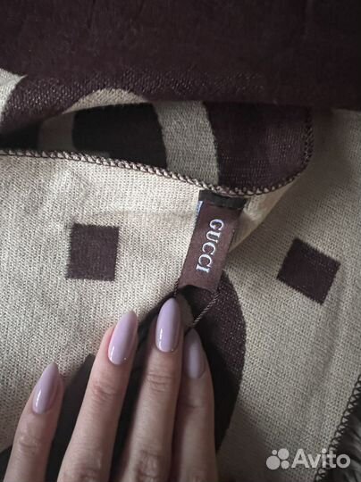 Палантин Gucci