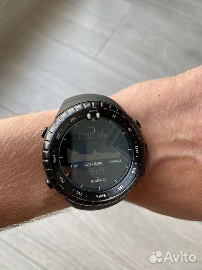 Suunto core all black