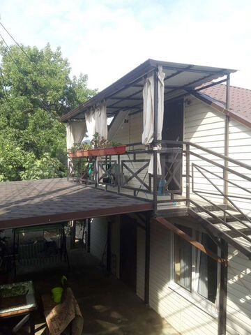 Комната 70 м², 2/2 эт.