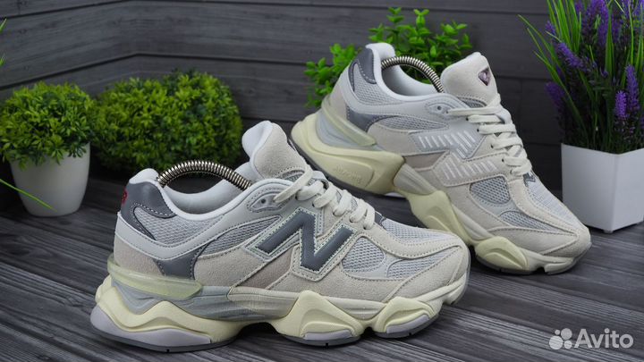 Шагай уникально New Balance 9060