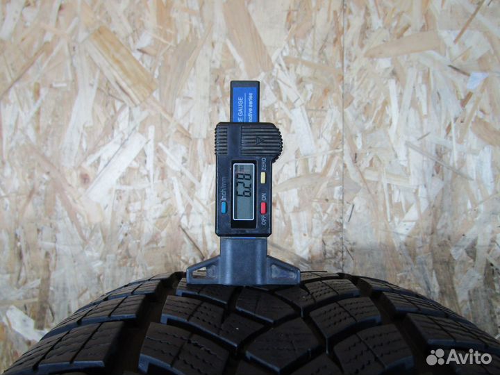 Goodyear UltraGrip Performance SUV Gen-1 235/55 R19